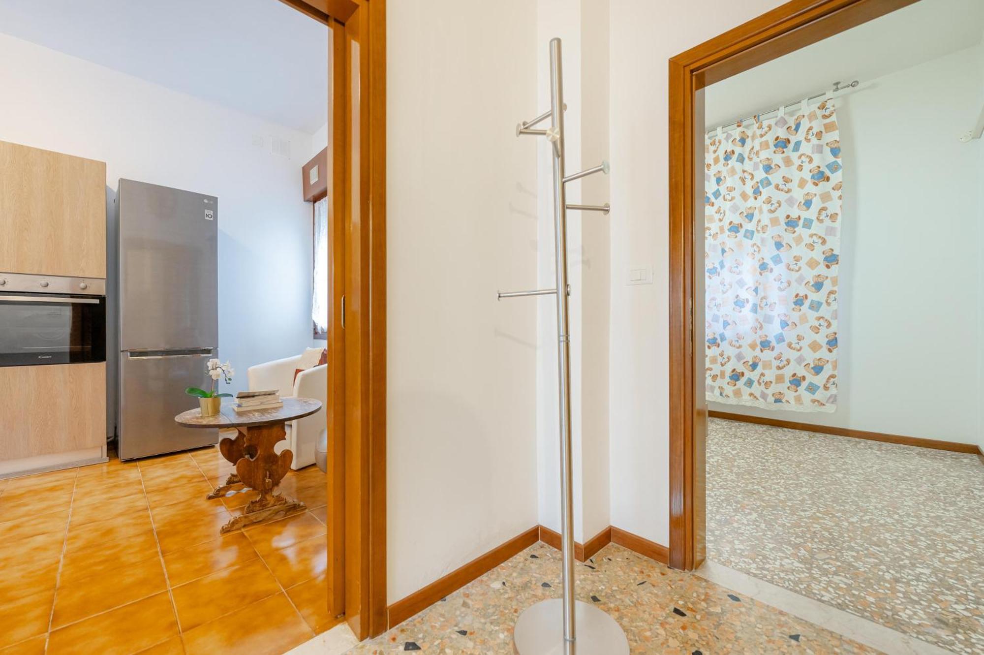 Tatiana Flat - 10 Minutes To - Mestre Train Station - Free Parking Venice